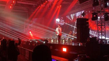 Konser WOODZ di Jakarta.