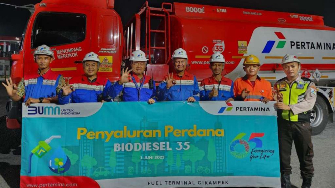Pertamina Patra Niaga Regional JBB salurkan perdana produk B35.