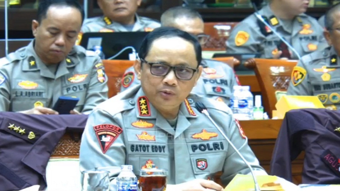 Wakapolri Komjen Pol Gatot Eddy Pramono mewakili Kapolri saat RDP di DPR RI