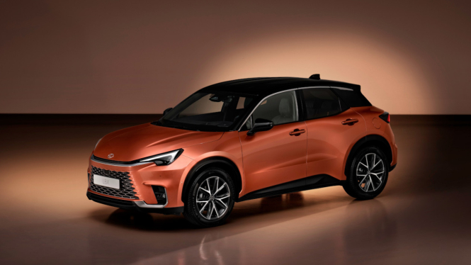 VIVA Otomotif: Lexus LBX