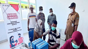  PT Kideco Jaya Agung (Kideco) menggelar gerai vaksinasi