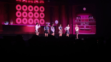 Konser NMIXX di Jakarta.