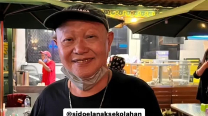 Koh Ahong Si Doel Anak Sekolahan.