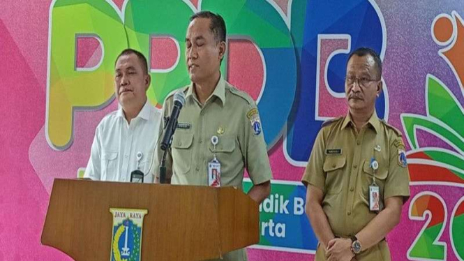 Plt Kepala Dinas Pendidikan Provinsi DKI Jakarta Syaefuloh Hidayat.