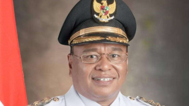 Bupati Toraja Utara, Yohanis Bassang
