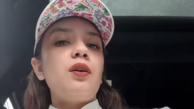 Putri Anne. 