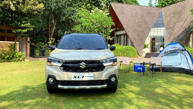 VIVA Otomotif: Suzuki New XL7 Hybrid