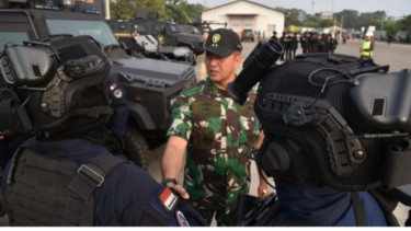 VIVA Militer: Dankorma Mayjen TNI (Mar) Nur Alamsyah temui pasukan elite Denjaka