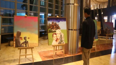 Pameran lukisan artificial intelligence Denny JA di Taman Ismail Marzuki
