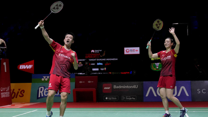 Ganda campuran China, Zheng Siwei/Huang Yaqiong