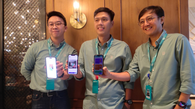 Head of Card & Personal Loan Business BCA Digital, Rainer Sutedja (kiri), Head of Digital Business BCA Digital, Edwin Tirta (tengah), SVP, Head of Marketing Communication BCA Digital, Duardi Prihandiko (kanan).