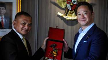 Wakil Ketua DPR RI Lodewijk F. Paulus dan Mr. Wada Yoshiaki (Head of Delegation)