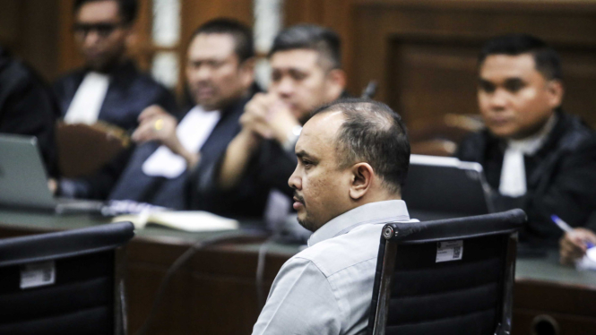 Eks Direktur Utama BAKTI, Anang Achmad Latif