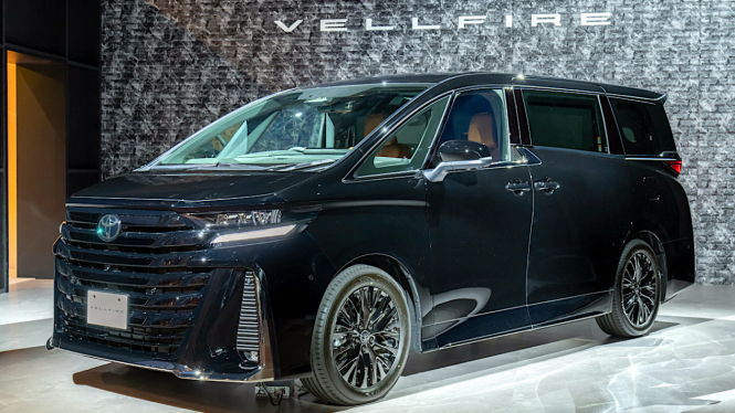 VIVA Otomotif: Toyota Vellfire edisi 2023