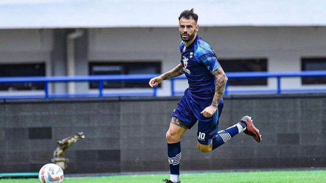 Pemain Persib Bandung, Tyronne del Pino