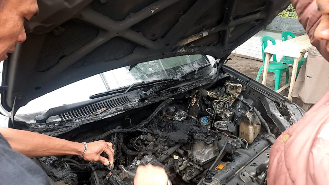 VIVA Otomotif: Bengkel spesialis mobil matik Fans Auto