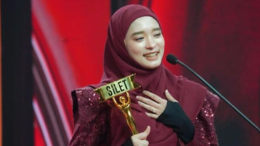 Inara Rusli raih penghargaan
