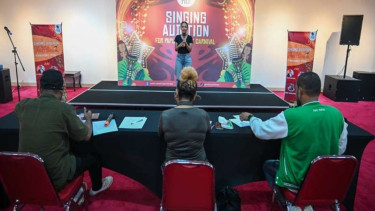 Audisi bernyanyi untuk pergelaran Papua Street Carnival