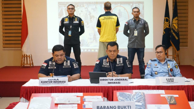 Direktur Jenderal Imigrasi SIlmy Karim