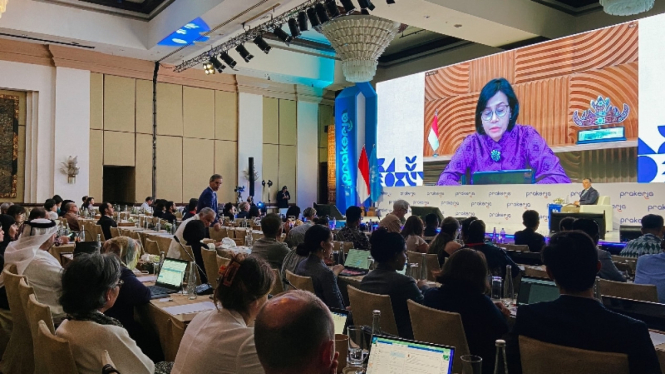 Sri Mulyani Berikan Speech di ILLC Bali