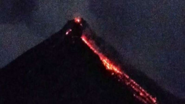 Badan Geologi Kementerian ESDM dalam evaluasi Gunung Karangetang.