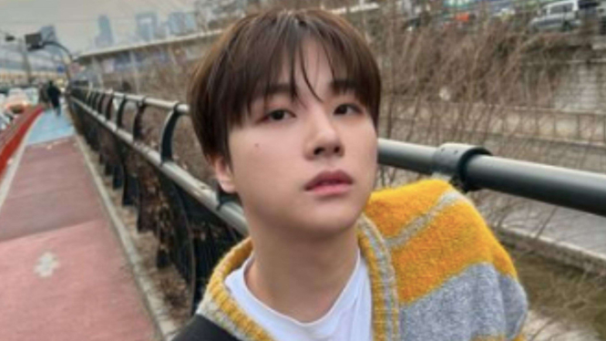 Jay IKON