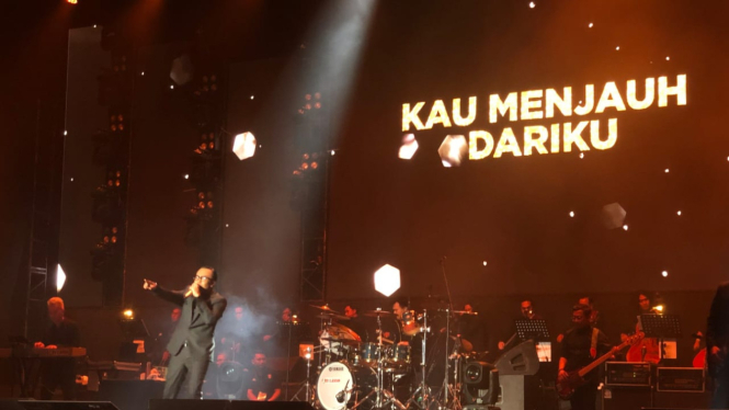 Konser Ari Lasso di Tennis Indoor Senayan, Jakarta.