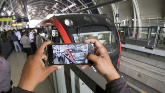Uji coba terbatas LRT Jabodebek.