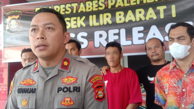 Sukron alias Iyon di amankan polisi.