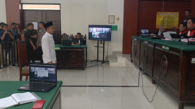 Alwi terdakwa revenge porn di PN Pandeglang