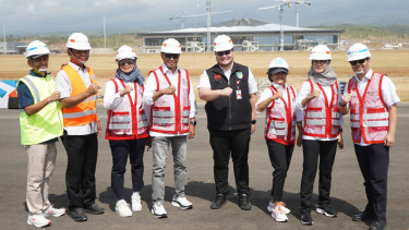 Mas Dhito dampingi Menhub Budi Karya Sumadi tinjau pembangunan Bandara Dhoho