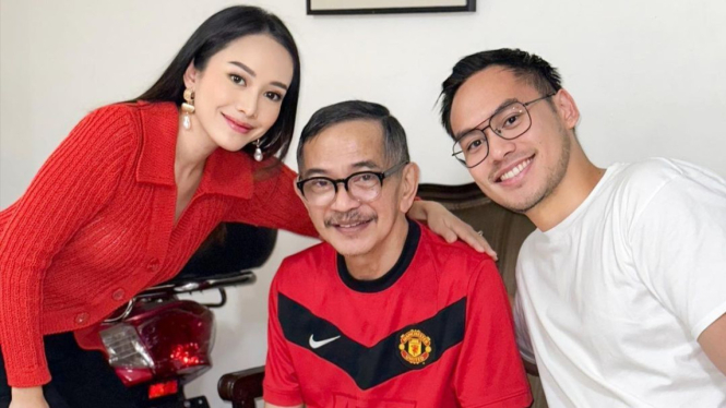 Ray Sahetapy dan Anak-anakya