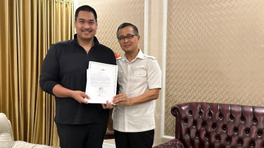 Komjen Pol (Purn) Oegroseno menagih janji Menpora Dito Ariotedjo