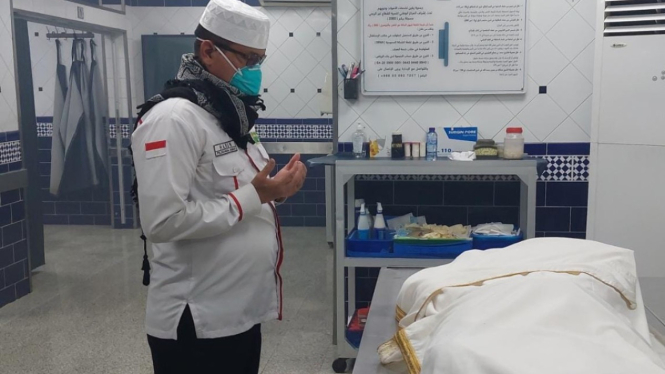 Proses pemakaman jenazah Almarhun Suharja Wardi bin Ardi (18/7/2023)