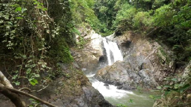 Curug Hanau.