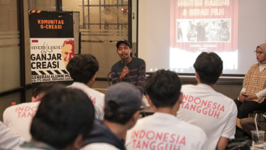 Para pemuda nonton bareng sekaligus bedah film Jenderal Soedirman