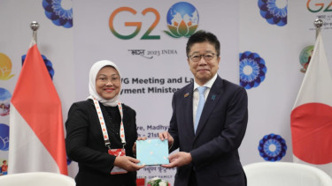 Menaker Ida Fauziyah melakukan pertemuan bilateral dengan Menaker Jepang