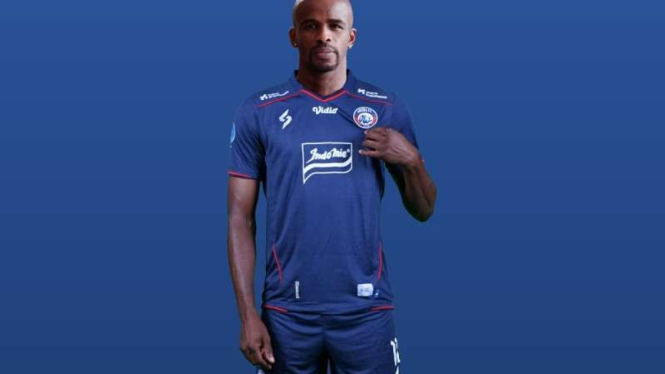 Pemain Arema FC Greg Nwokolo