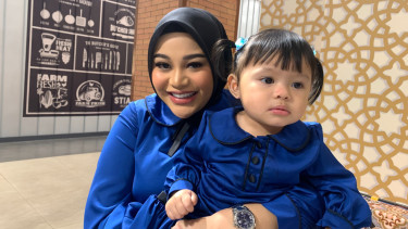 Aurel Hermansyah dan Putrinya