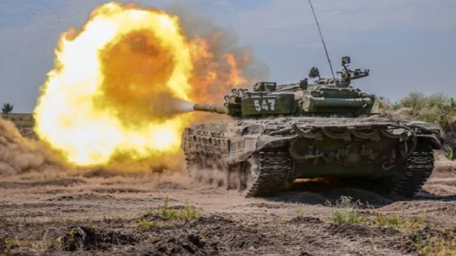64bdb545ec7fd-viva-militer-serangan-tank-t-72-militer-rusia-di-wilayah-ukraina_663_372 64bdb545ec7fd-viva-militer-serangan-tank-t-72-militer-rusia-di-wilayah-ukraina_663_372