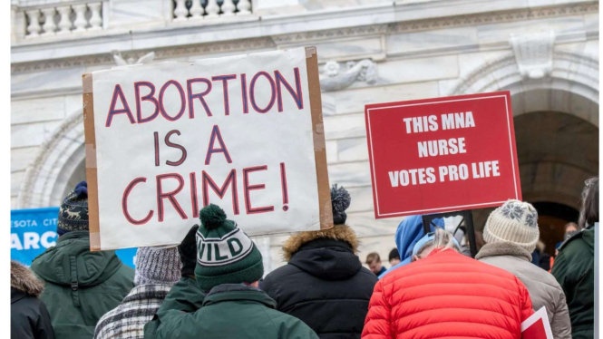 Ilustrasi demo aborsi