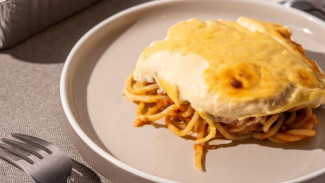 Icip-icip Bruule Spaghetti Hingga Roti Cemet, Tempatnya Berasa di Rumah Sendiri