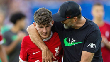 Lewis Koumas Pemain Muda Liverpool