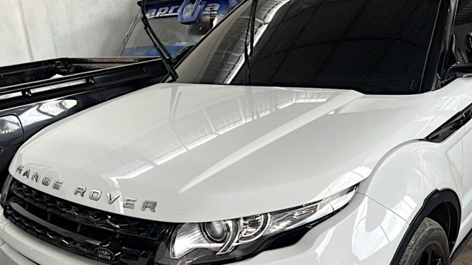 VIVA Otomotif: Range Rover Evoque yang dilelang di Banda Aceh
