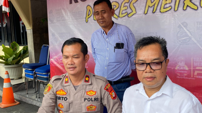 Kapolsek Beji Kompol Sutirto dan Wakasat Reskim AKP Nirwan Pohan 