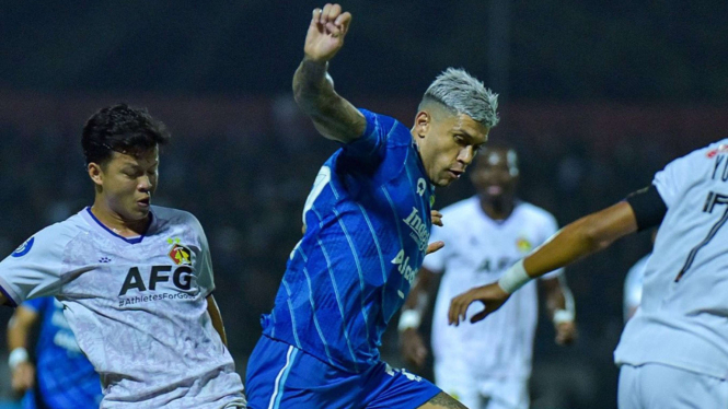 Ciro Alves, Duel Persik Kediri vs Persib Bandung