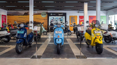 VIVA Otomotif: Diler Piaggio dan Vespa di Madiun