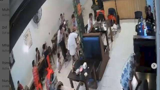 Tangkapan Layar Video dokter tampar balita.
