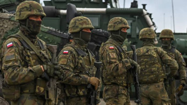 VIVA Militer: Pasukan Angkatan Bersenjata Polandia (WP)