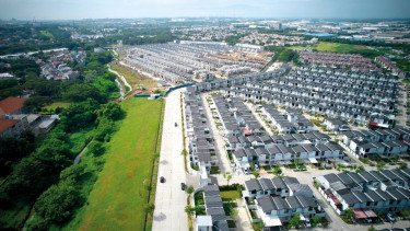Proyek perumahan PT Lippo Cikarang Tbk.